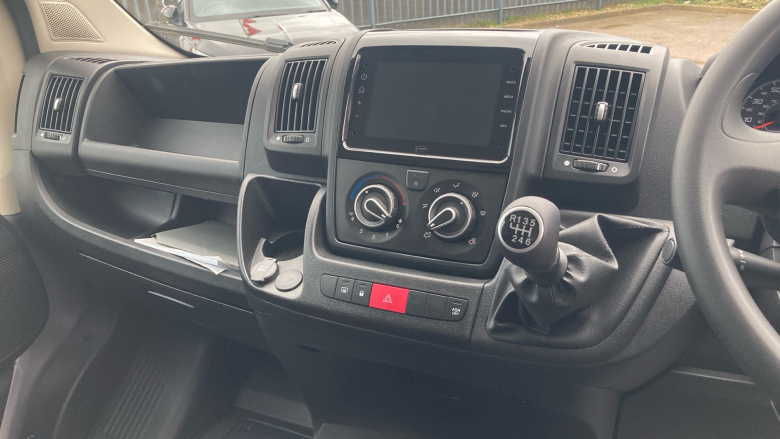 Vauxhall Movano 3500 L2 Diesel Fwd 2.2 Turbo D 140ps H2 Van Prime